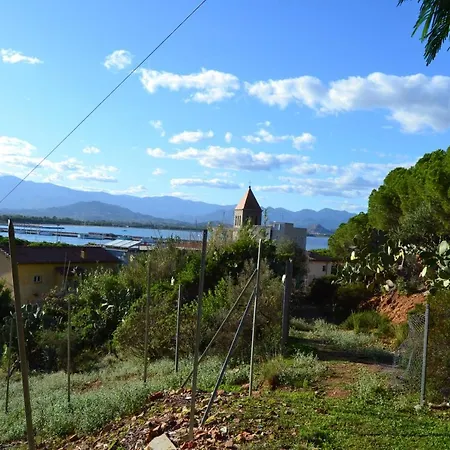 Borgo Marinaro La Medusa - Matrimoniale Con Bagno Privato- Apartahotel Àrbatax